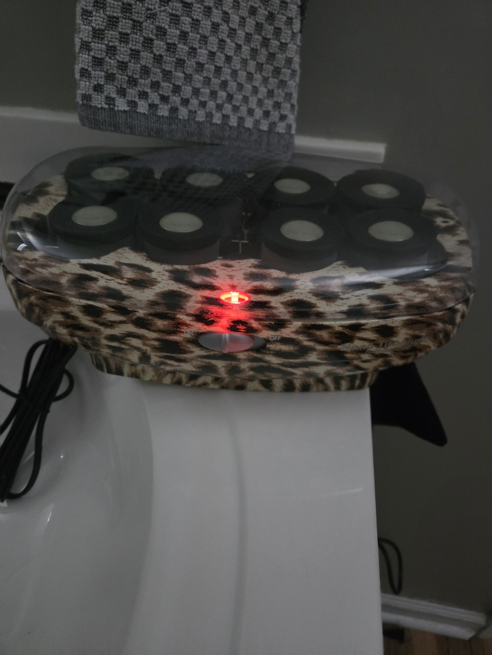 BaByliss Leopard Print Heated Roller Set - Black Rollers